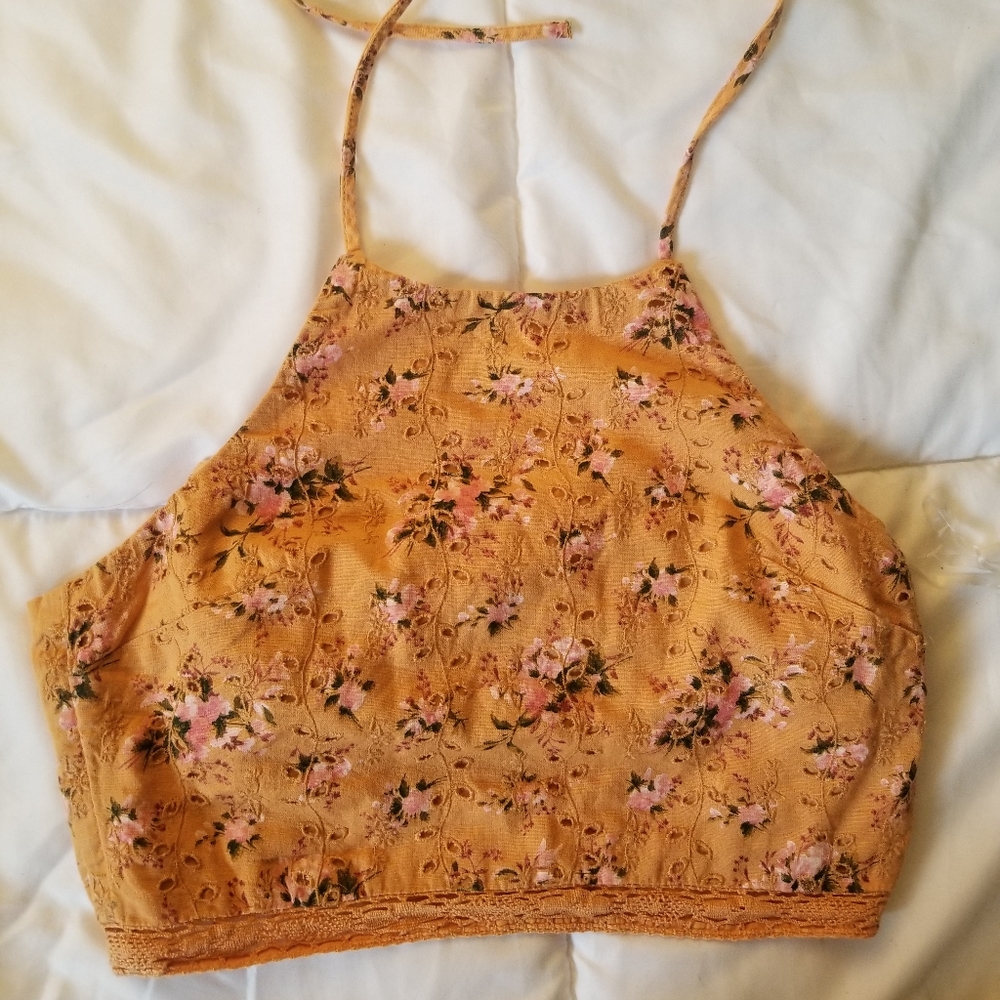 Crop top